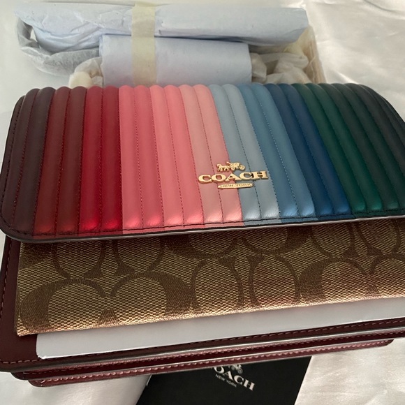 🎊🌈HOST PICK🎊🌈Coach Klare Crossbody with Ombré Quilting - Picture 8 of 8